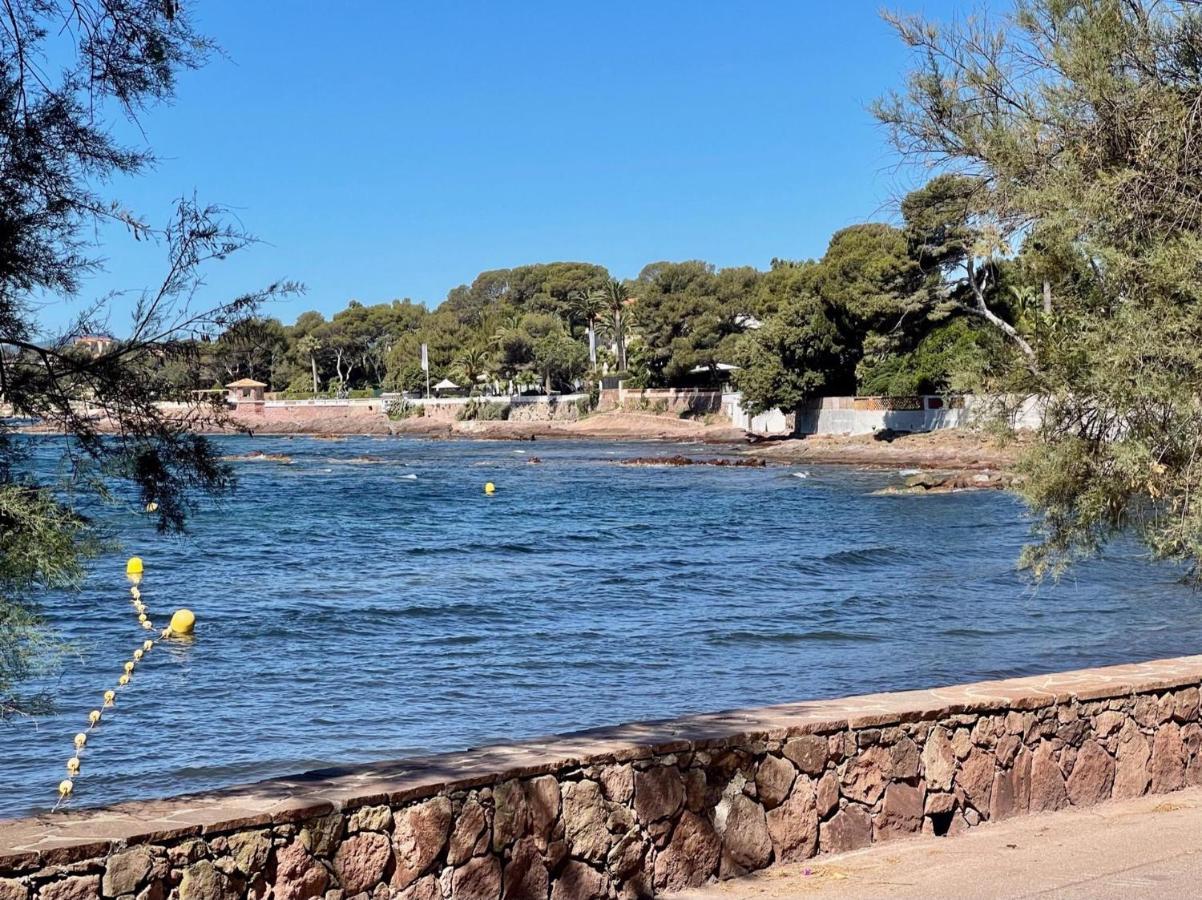 شقة Duplex T3 Boulouris Pieds Dans L Eau Saint-Raphaël المظهر الخارجي الصورة