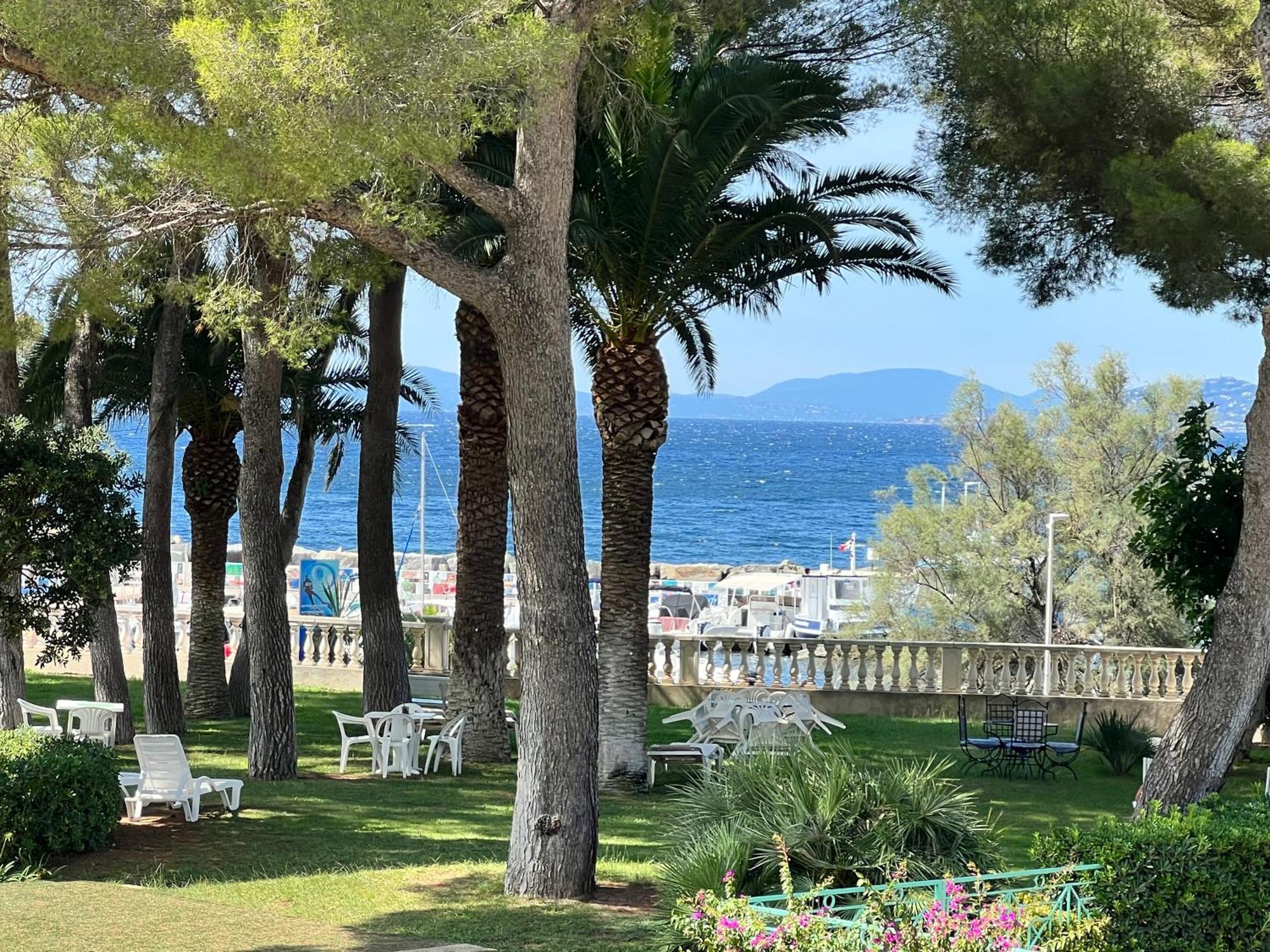 شقة Duplex T3 Boulouris Pieds Dans L Eau Saint-Raphaël المظهر الخارجي الصورة